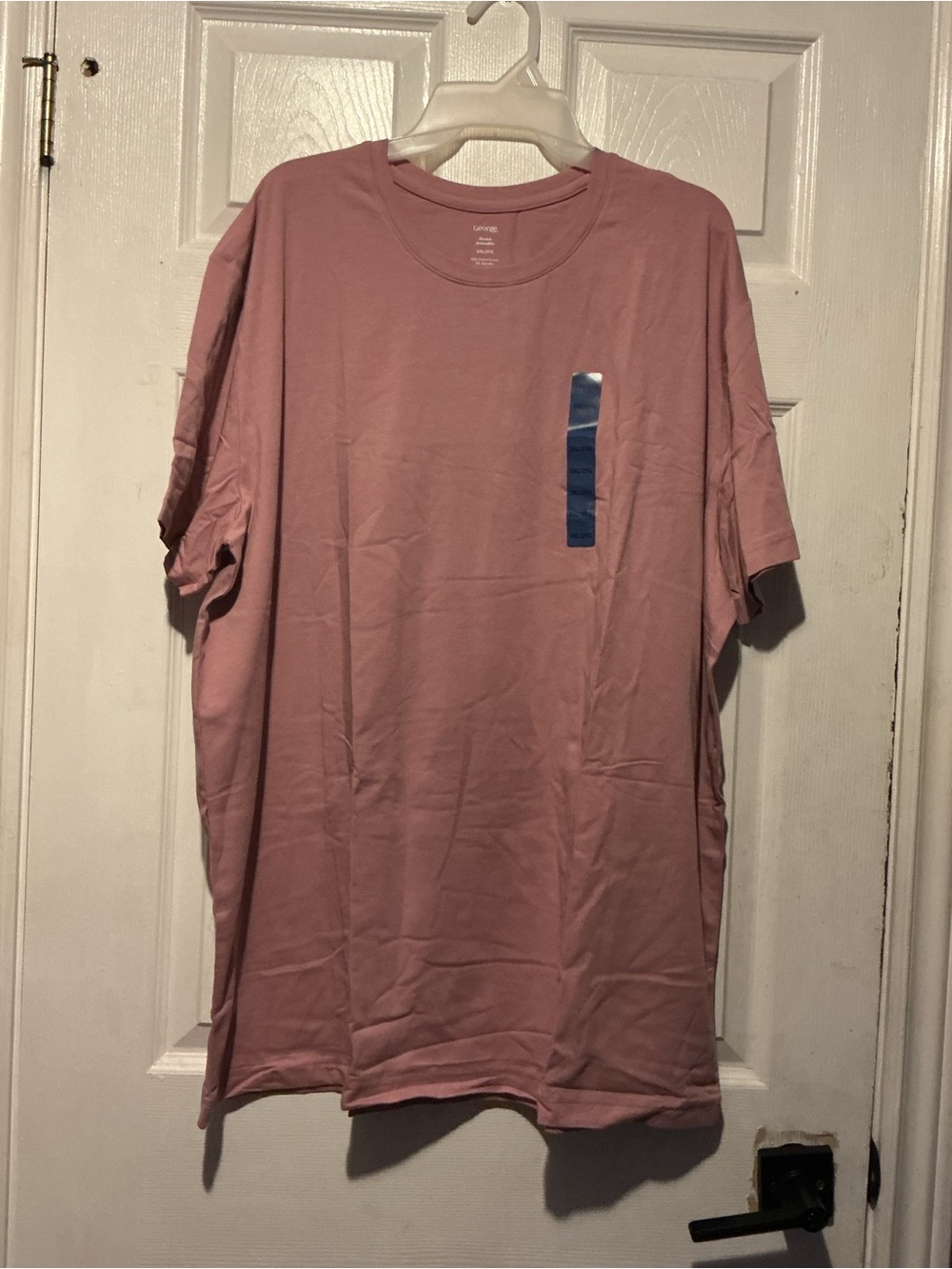 Woman’s Crew Neck T-Shirt in Dusty Rose